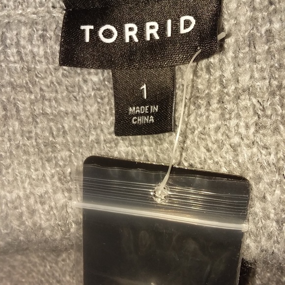 Torrid Grey Sweater Coat - Size 1 NWT - Picture 4 of 5